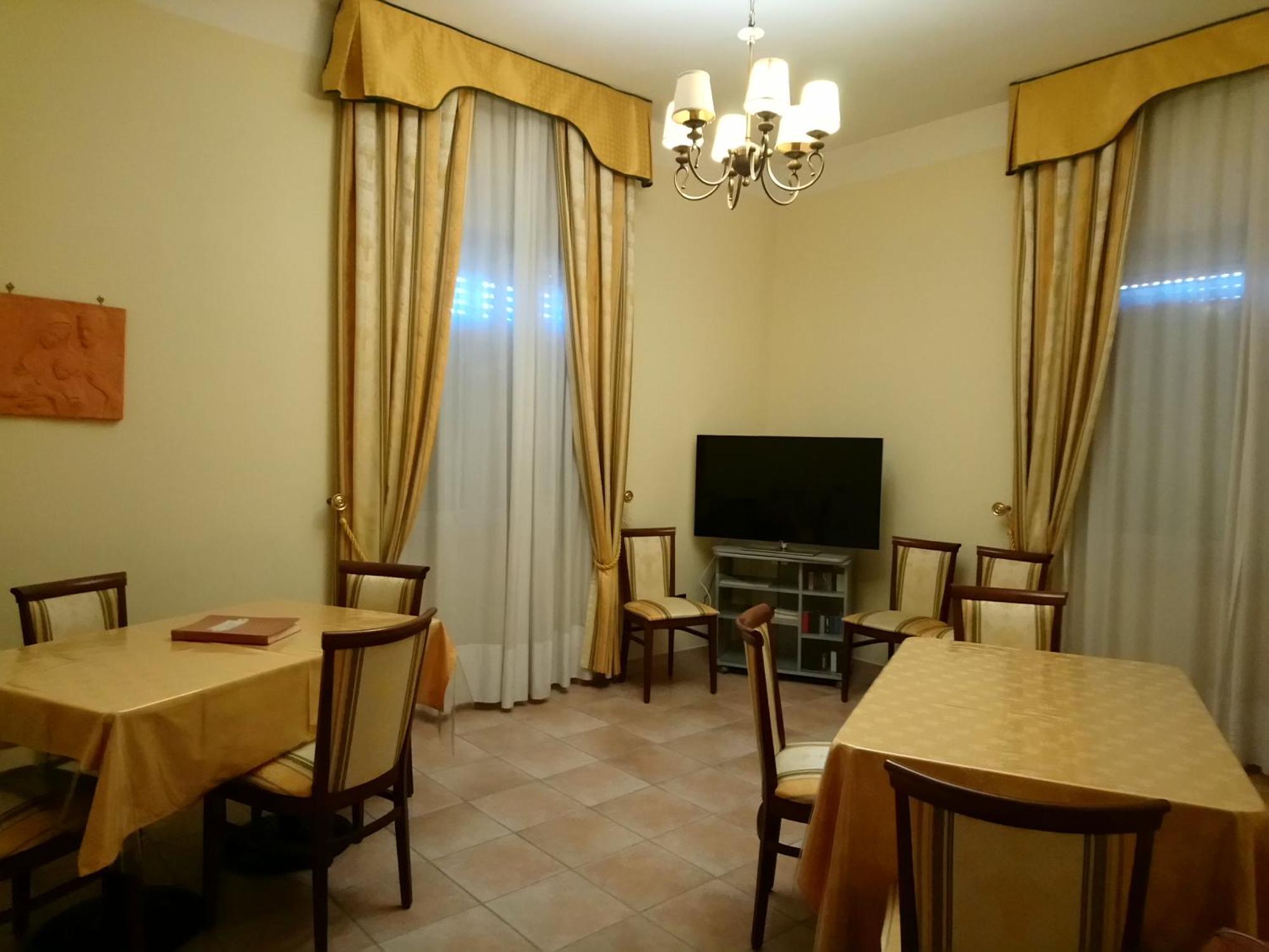 Отель Casapaceebene Сан-Джованни-Ротондо Экстерьер фото